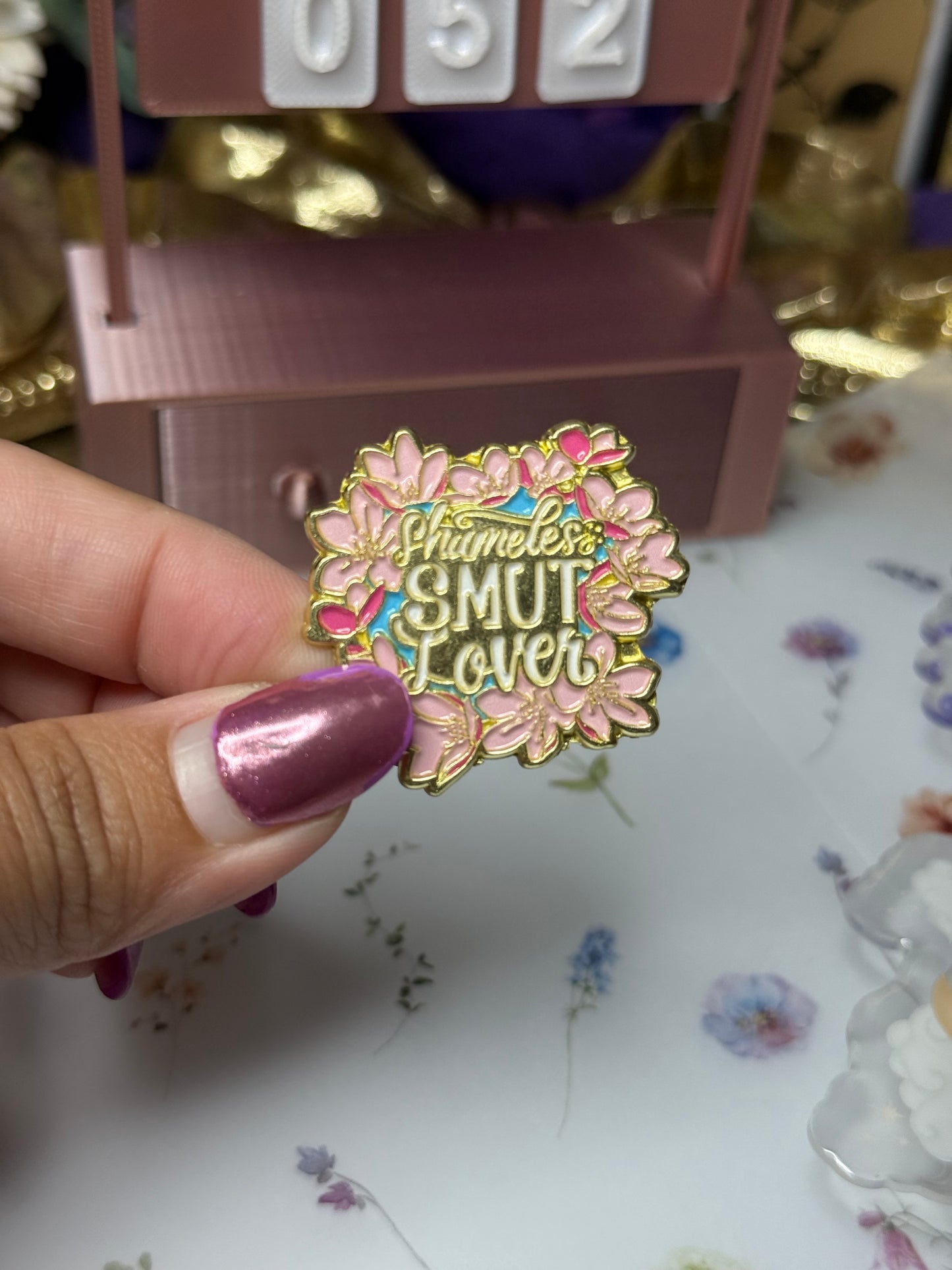 Shameless smut lover pin