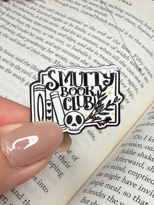Smutty Bookclub pin