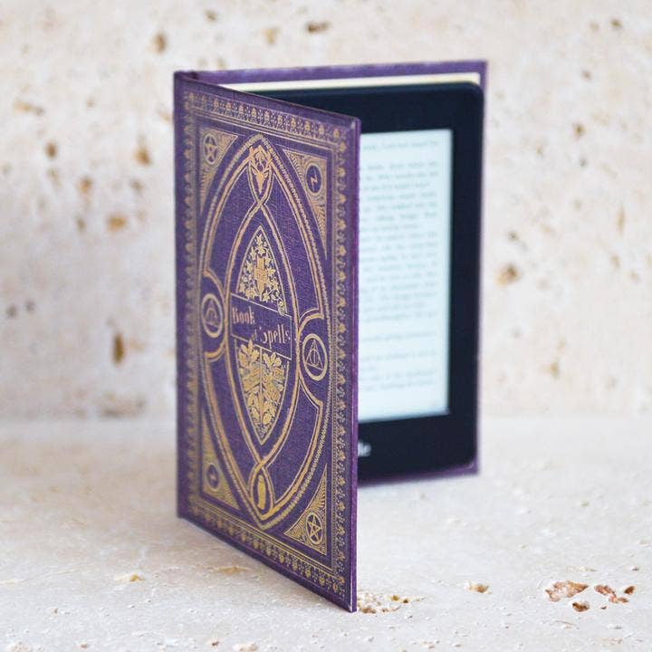 Book of Spells / Universal Fit Cover for all Kindle & eReaders