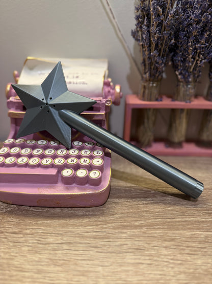 Salt shaker - magic wand